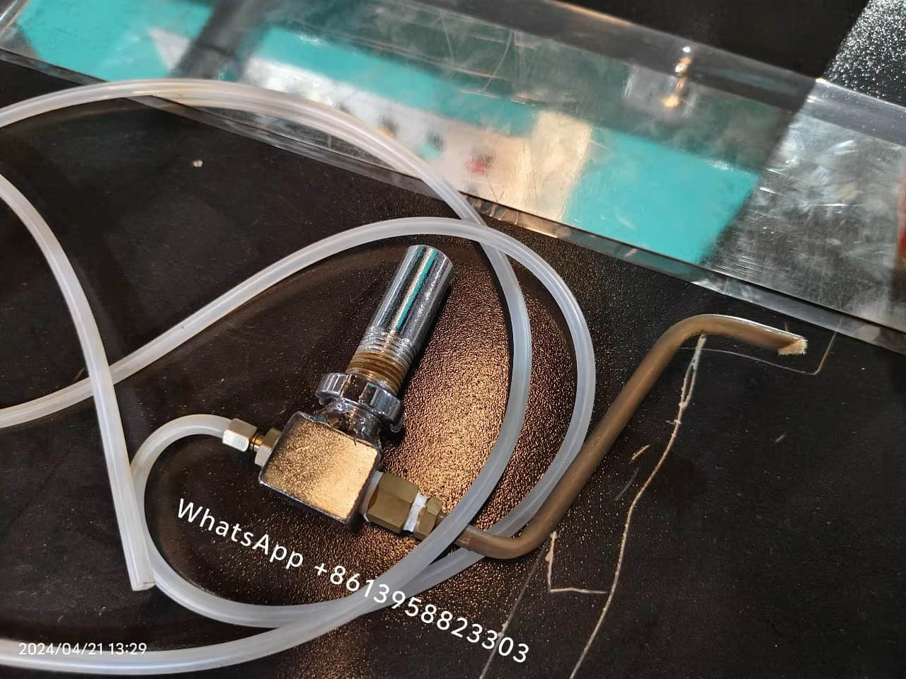 PVC 및 PET 수축 필름용 접착 라벨 슬리브 봉제기