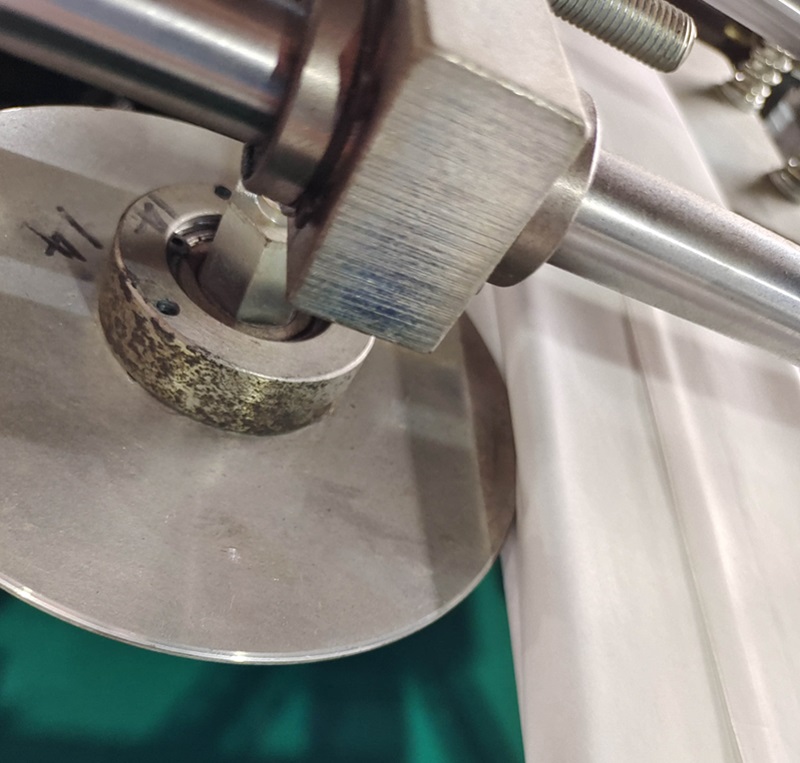 라미네이트 필름을 사용하는 센터 씰 파우치 제조기 - 더블 서보 MJ-350A (쉬안하이 제조사)