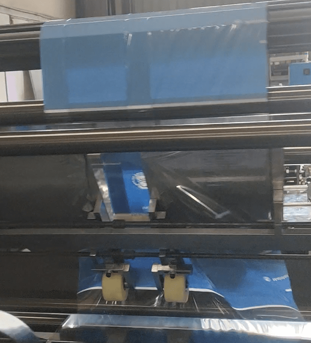 고속 고품질 4면 밀봉 파우치 제조기 고속 고품질 4면 밀봉 파우치 제조기